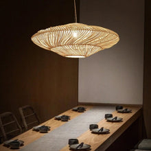 Carregar imagem no visualizador da galeria, Avesta Pendant Light