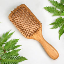 Carregar imagem no visualizador da galeria, Bamboo Paddle Hair Brush | Comfort Handle