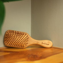 Carregar imagem no visualizador da galeria, Bamboo Paddle Hair Brush | For Kids