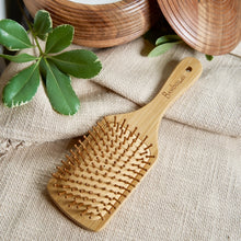 Carregar imagem no visualizador da galeria, Bamboo Paddle Hair Brush | Classic Handle