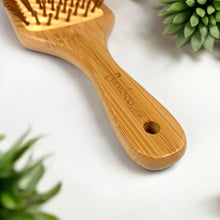 Carregar imagem no visualizador da galeria, Bamboo Paddle Hair Brush | Classic Handle