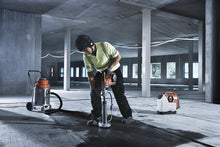 Carregar imagem no visualizador da galeria, Husqvarna 970493706 DM 540i Battery Powered Core Drill Kit
