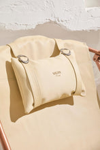 Carregar imagem no visualizador da galeria, Faux Leather Folding Chair Metal Frame Beige