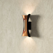 Carregar imagem no visualizador da galeria, Briar Outdoor Wall Lamp