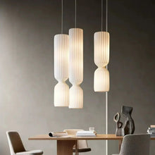 Carregar imagem no visualizador da galeria, Brika Pendant Light