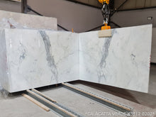 Carregar imagem no visualizador da galeria, Calacatta Verde White Bookmatching Marble Slabs Polished - Full Truckload
