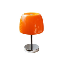 Cargar imagen en el visor de la galería, Castor Table Lamp