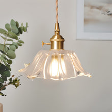 Cargar imagen en el visor de la galería, Clarabelle Pendant Light