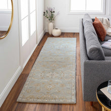Cargar imagen en el visor de la galería, Copen Beige Floral Wool Rug