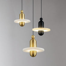 Load image into Gallery viewer, Csilla Alabaster Pendant Light
