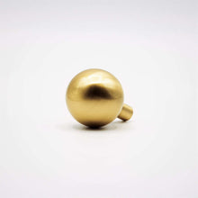 Cargar imagen en el visor de la galería, Dumas, Solid Brass Ball Knobs