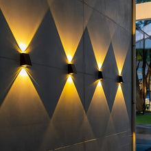 Load image into Gallery viewer, Enelise Outdoor Wall Lamp