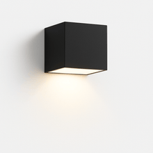 Carregar imagem no visualizador da galeria, Evelyn Outdoor Wall Lamp