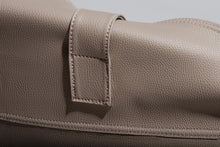 Carregar imagem no visualizador da galeria, Faux Leather Round Hanging Chair Mink