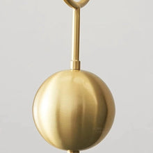 Cargar imagen en el visor de la galería, Feasta Chandelier Light