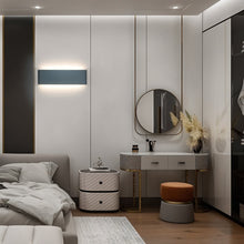 Carregar imagem no visualizador da galeria, Femi Wall Lamp