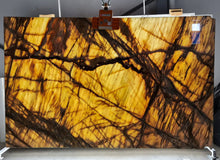 Carregar imagem no visualizador da galeria, Fiore D'oro White Bookmatching Marble Slabs Polished - Full Truckload