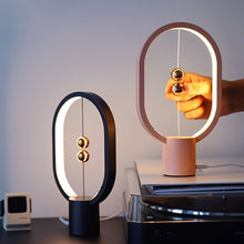 Carregar imagem no visualizador da galeria, Fitria Table Lamp