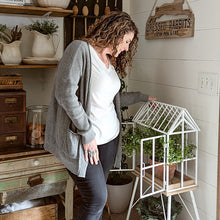 Carregar imagem no visualizador da galeria, Greenhouse Inspired Outdoor Plant Stand