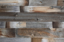 Carregar imagem no visualizador da galeria, Gray Wolf Wall Cladding