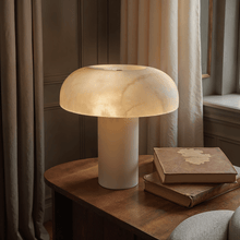 Carregar imagem no visualizador da galeria, Habros Alabaster Table Lamp