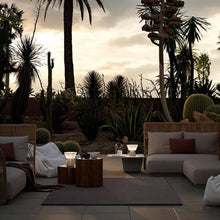 Load image into Gallery viewer, Henqet Alabaster Table Lamp