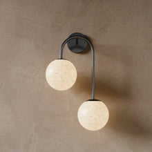 Carregar imagem no visualizador da galeria, Hulel Alabaster Wall Sconce