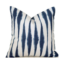Carregar imagem no visualizador da galeria, Navy Shades Cushion Covers