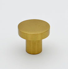 Carregar imagem no visualizador da galeria, Brushed Brass "Lounge" Cabinet Knob and Wire Drawer Pulls