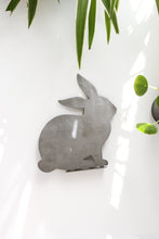 Carregar imagem no visualizador da galeria, Bunny Statue