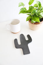 Carregar imagem no visualizador da galeria, Cactus Trivet Hot Plate Pot Holder