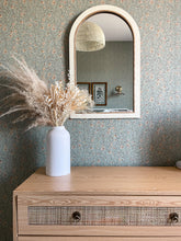 Carregar imagem no visualizador da galeria, Edelweiss Wallpaper by Danelys Sidron