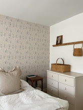 Carregar imagem no visualizador da galeria, Austen Wallpaper by Of Lilies and Fields