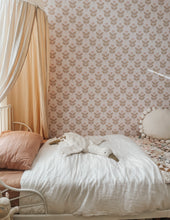 Carregar imagem no visualizador da galeria, Prue Wallpaper