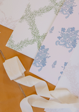 Carregar imagem no visualizador da galeria, Freya Wallpaper by Pepper Design