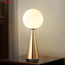Carregar imagem no visualizador da galeria, Jadeed Table Lamp