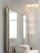 Carregar imagem no visualizador da galeria, Keilana Floor To Ceiling Lamp