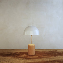 Carregar imagem no visualizador da galeria, Kroki Table Lamp