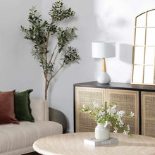 Carregar imagem no visualizador da galeria, Baugo White Ceramic Table Lamp
