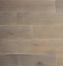 Cargar imagen en el visor de la galería, Choice Collection 1/2 in. x 7.5 in. Engineered Hardwood Flooring