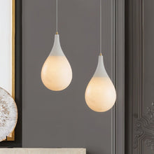Carregar imagem no visualizador da galeria, Lacrima Alabaster Pendant Light