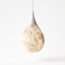Carregar imagem no visualizador da galeria, Lacrima Alabaster Pendant Light