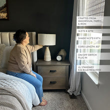 Carregar imagem no visualizador da galeria, Intricate Beige Bedside Table Lamp