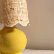Carregar imagem no visualizador da galeria, Theisseil Yellow Table Lamp
