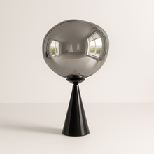 Carregar imagem no visualizador da galeria, Lava Table Lamp