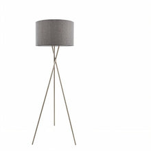 Carregar imagem no visualizador da galeria, Leora Floor Lamp
