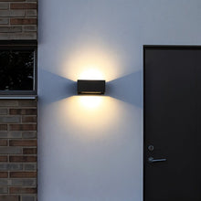Carregar imagem no visualizador da galeria, Licht Outdoor Wall Lamp