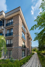 Load image into Gallery viewer, Barok Antique Manufactured Stone Handmade Brick Veneer - Livfloors Collection