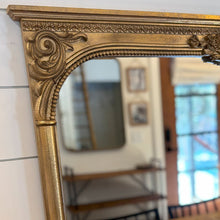 Carregar imagem no visualizador da galeria, Gilded Arch Wall Mirror