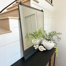 Carregar imagem no visualizador da galeria, Large Soho Rectangular Mirror